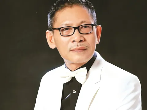 NSND ĐỨC LONG: Có cơ hội tôi vẫn khoác ba lô lên biên giới, hải đảo